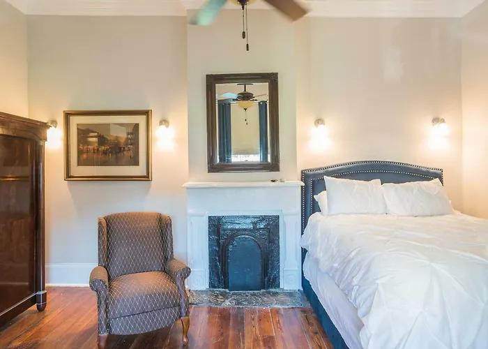 Crescent City Cottage